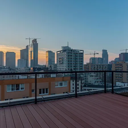 One Bedroom In Center By Renters Prestige